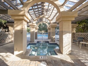 Pool - 174 Colonnade Club - Shipyard - 2 Bed 2 Bath Sleeps 5 - Hilton Head Rentals (Hilton Head Island)