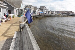 Terrace/patio - Do Duck Inn 4 Bedroom Home in the Heart of Duck (Duck)