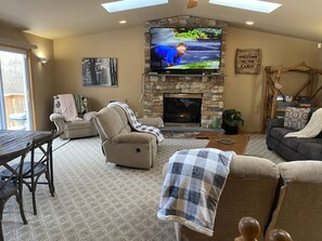 Smart TV, fireplace, table football, ping pong