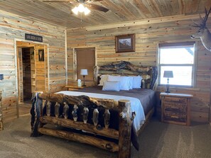 5 bedrooms, bed sheets - Cozy Cabin with wrap around porch (Antimony)
