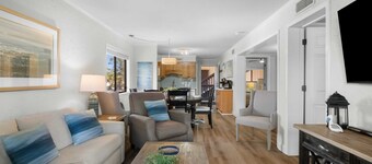 2 Bedroom Lovely Comfort - Oceanfront Resort - King Bed - Beach & Tennis D12