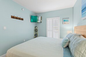 1 bedroom, iron/ironing board, Internet, bed sheets