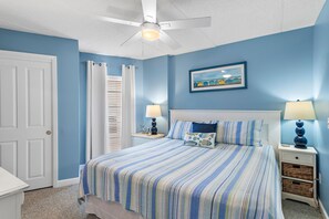 2 bedrooms, iron/ironing board, internet, bed sheets - Beach-side, beautiful low-rise with uncrowded beach! (Destin)