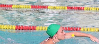 Tour to volcan, swim with sharks - Single Room #1