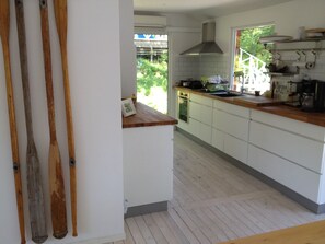 Réfrigérateur, four, plaque de cuisson, lave-vaisselle