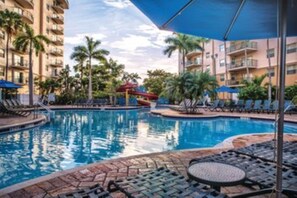 Piscine extérieure, piscine chauffée