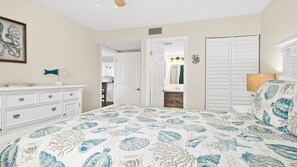 2 bedrooms, iron/ironing board, free WiFi, bed sheets - Family-Friendly Poolside Condo - Walk to Beach, Resort Amenities & Hot Tubs (St. Augustine)