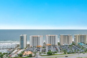 Exterior - Penthouse 3BR Summer House - Stunning Private Balcony - Epic Views! (Orange Beach)