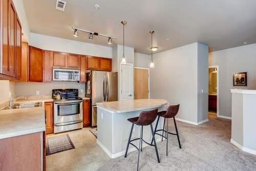 Entire 2 Bed 2 Bath Lone Tree Condo