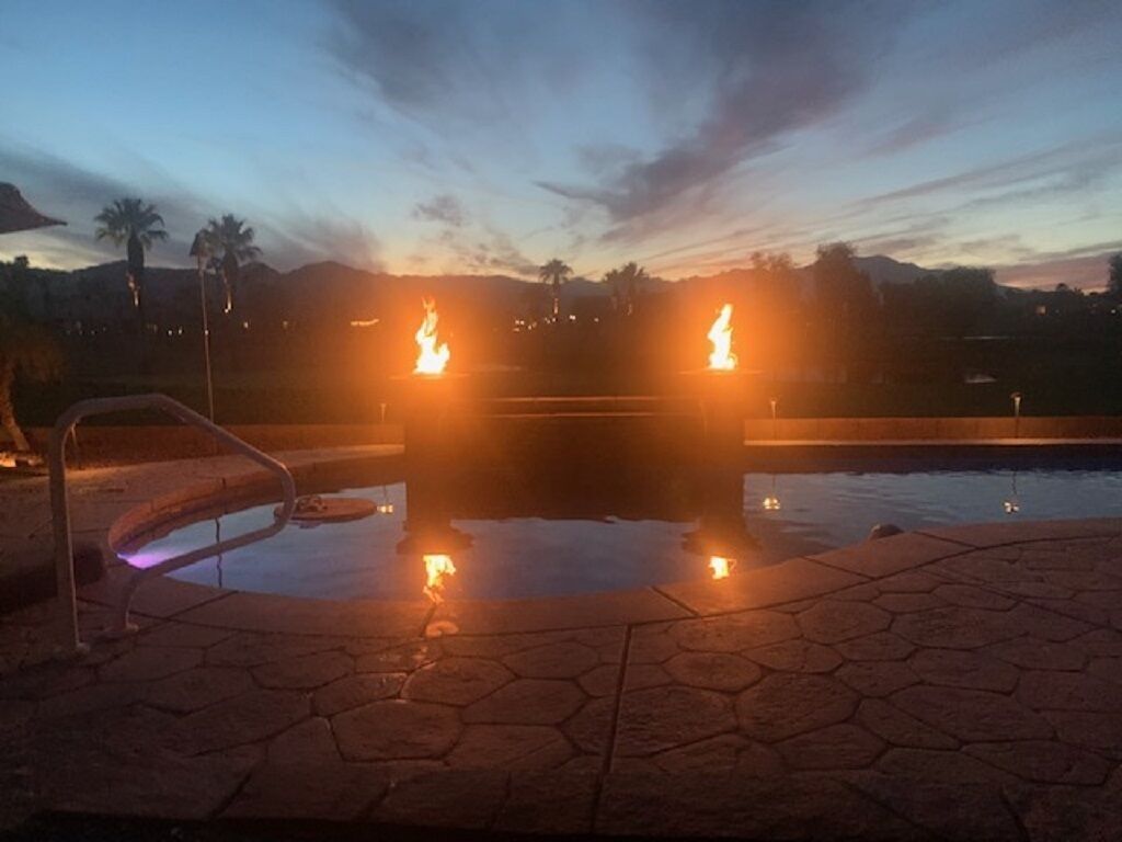 VIEW!  VIEW! VIEW! FACING MOUNTAINS!  YOUR ULTIMATE DESERT GETAWAY