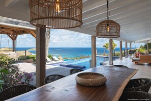 Outdoor dining - Villa Endeavour So private, breathtaking ocean views, direct from owner ! (St Barthélemy)