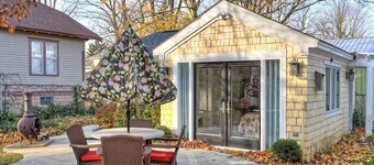 Butterfly Cottage - Unique Cottage located in Historic Downtown Saugatuck