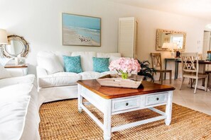 Smart TV, books, stereo, offices