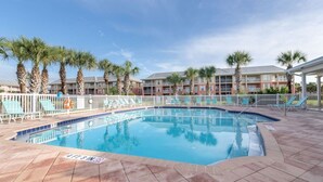 Pool - Atlantis 204B (St. Augustine Beach)