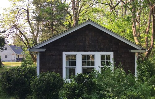 Franktown Artist Cottage