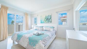 4 habitaciones, tabla de planchar con plancha y wifi gratis