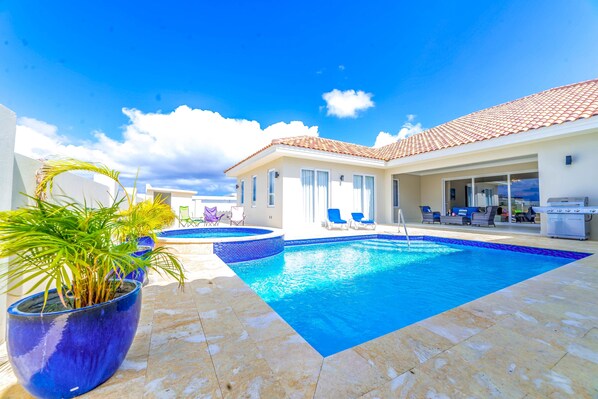 Alberca al aire libre 