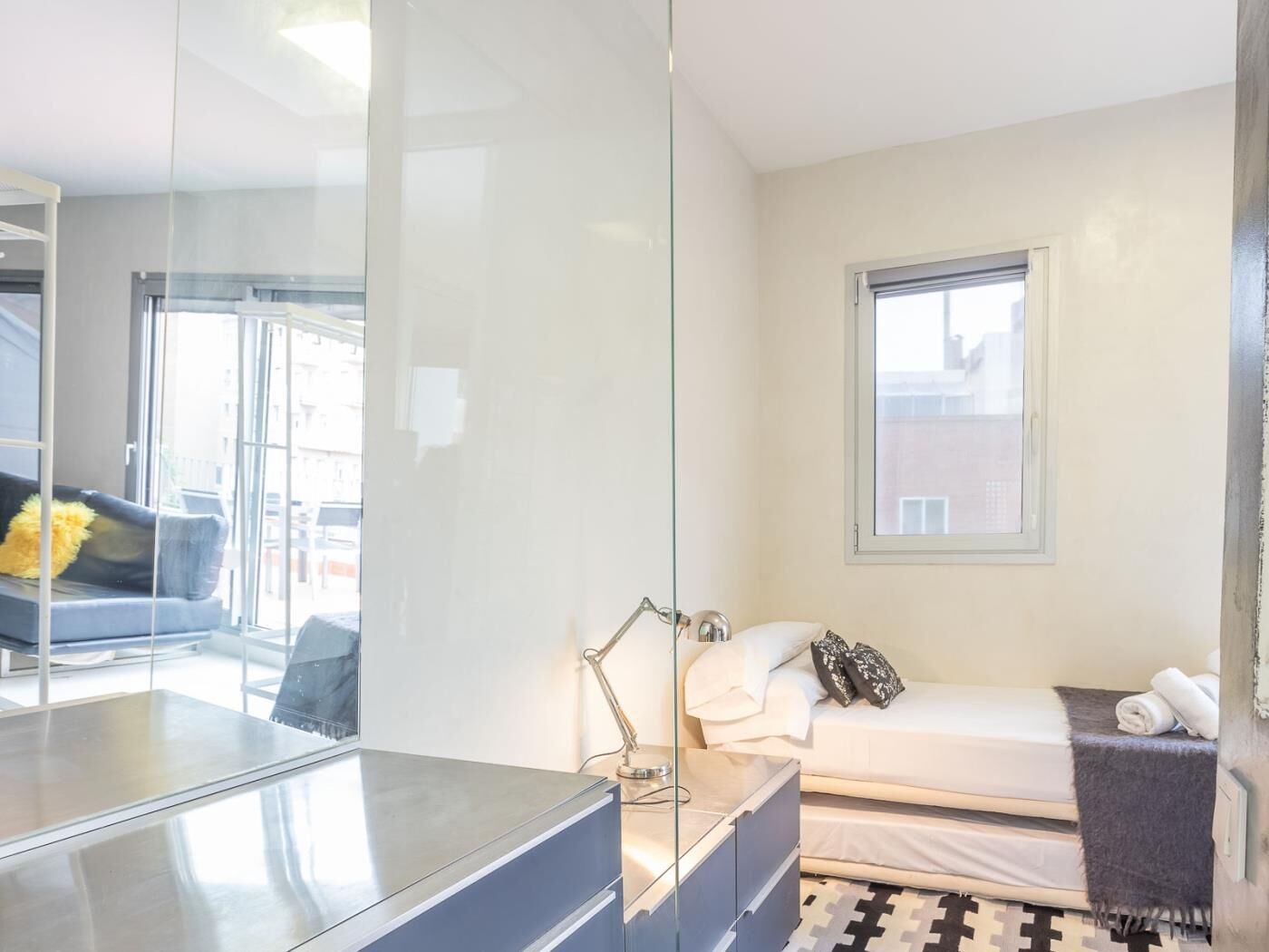 2 bedrooms, in-room safe, iron/ironing board, free WiFi