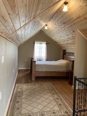 3 Schlafzimmer, Reisekinderbett, kostenloses WLAN, Bettwäsche