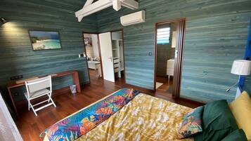 2 多间卧室、客房内保险箱、熨斗/熨衣板、免费 WiFi