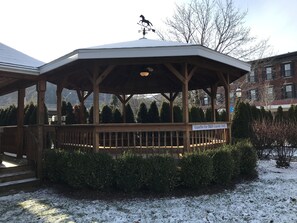 Exterior - Catskills Adventures (Roscoe)