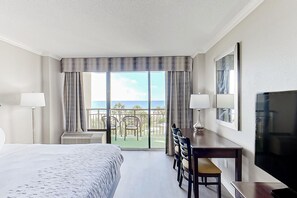 Iron/ironing board, Internet, bed sheets