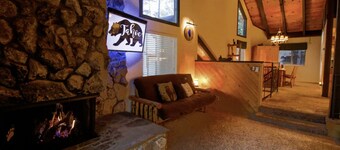 🐻 Cozy Bear's Lair Tahoe Chalet Near Heavenly 🏂