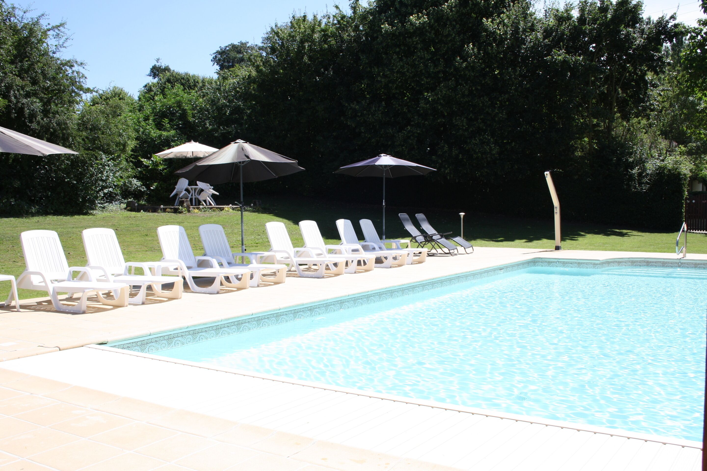 Pool (außen)