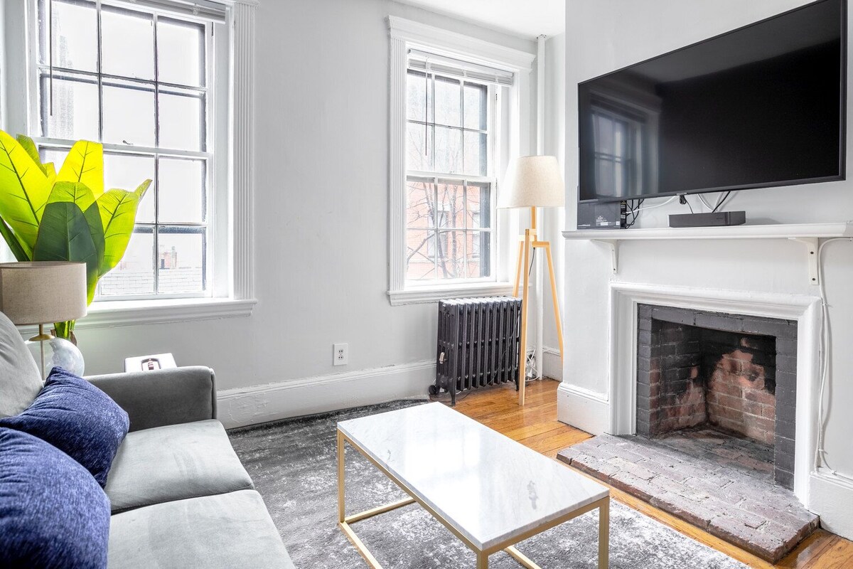 Gorgeous Beacon Hill 1BR near MA State House
