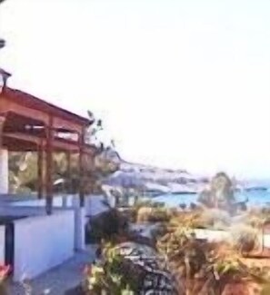 Property grounds - Captivating 1-Bed Apartment in Lefkos (Karpathos)