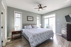 4 soverom, skrivebord, strykejern/-brett og wi-fi (inkludert)