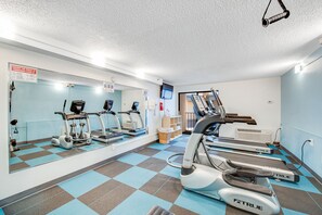 Fitness facility - Carolinian Beach Resort 6th-floor studio with pool, hot tub, & AC (Myrtle Beach)
