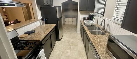 Fridge, microwave, oven, coffee/tea maker