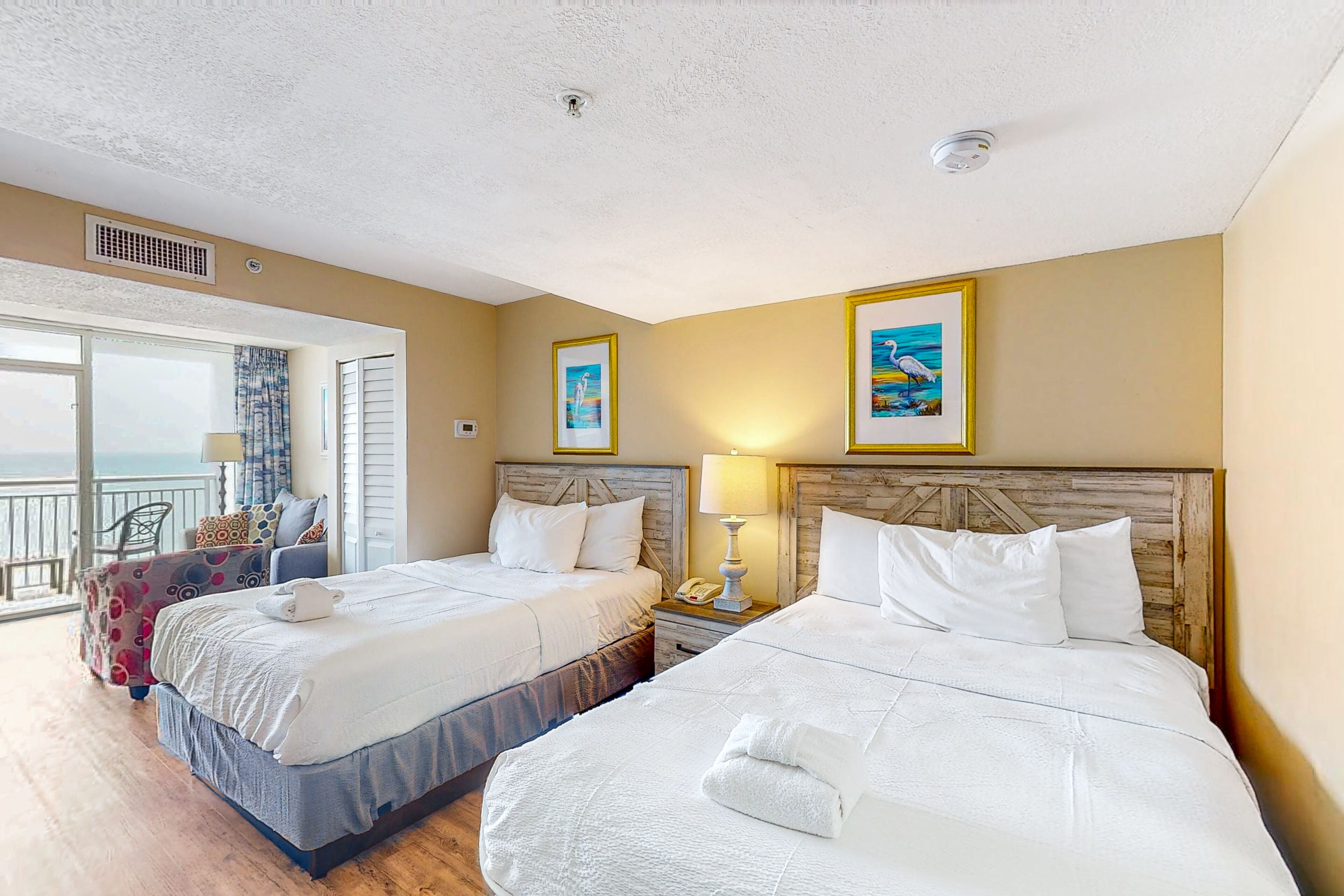 Iron/ironing board, internet, bed sheets