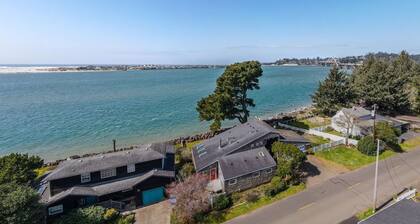 Fish From Your Back Yard! Ocean & Bay View! Hot Tub!