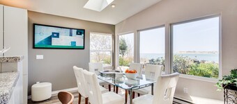 Fish From Your Back Yard! Ocean & Bay View! Hot Tub!