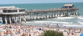 30 Mins Travel Time to Disney , Daytona Beach, Orlando , NASA 
