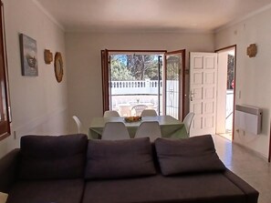 Televisión y estéreo 