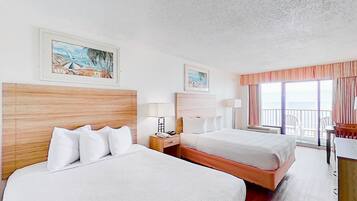 Iron/ironing board, internet, bed sheets