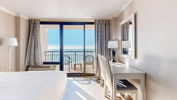 Fer et planche à repasser, accès Internet, draps fournis