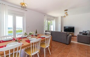 House | Private kitchen | Fridge, microwave, oven, stovetop - Holiday Home-big Swimming Pool-amazing Views (Kraljevica)