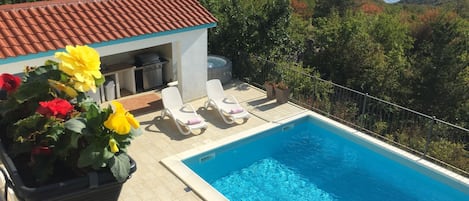 House | Pool