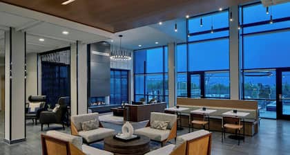 AC Hotel by Marriott Austin Hill Country
