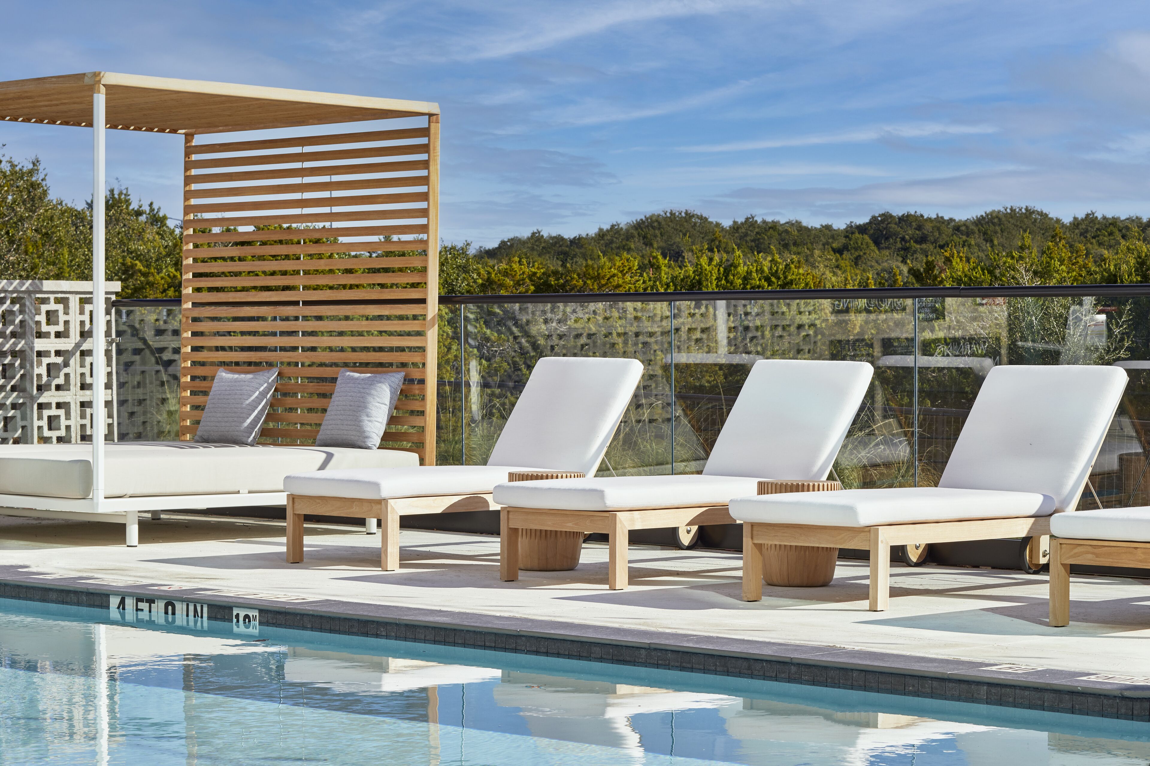 outdoor pool, open 6:00 am to 11:00 pm, pool loungers