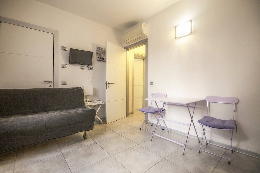Villa Mallia B: A Welcoming Apartment Situated In A Quiet Location, A Few Minutes From The Town Center, With Free Wi-fi. - Ferrara