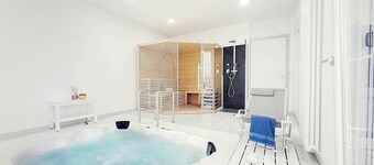 Villa Mallia B: A welcoming apartment situated in a quiet location, a few minutes from the town center, with Free WI-FI.