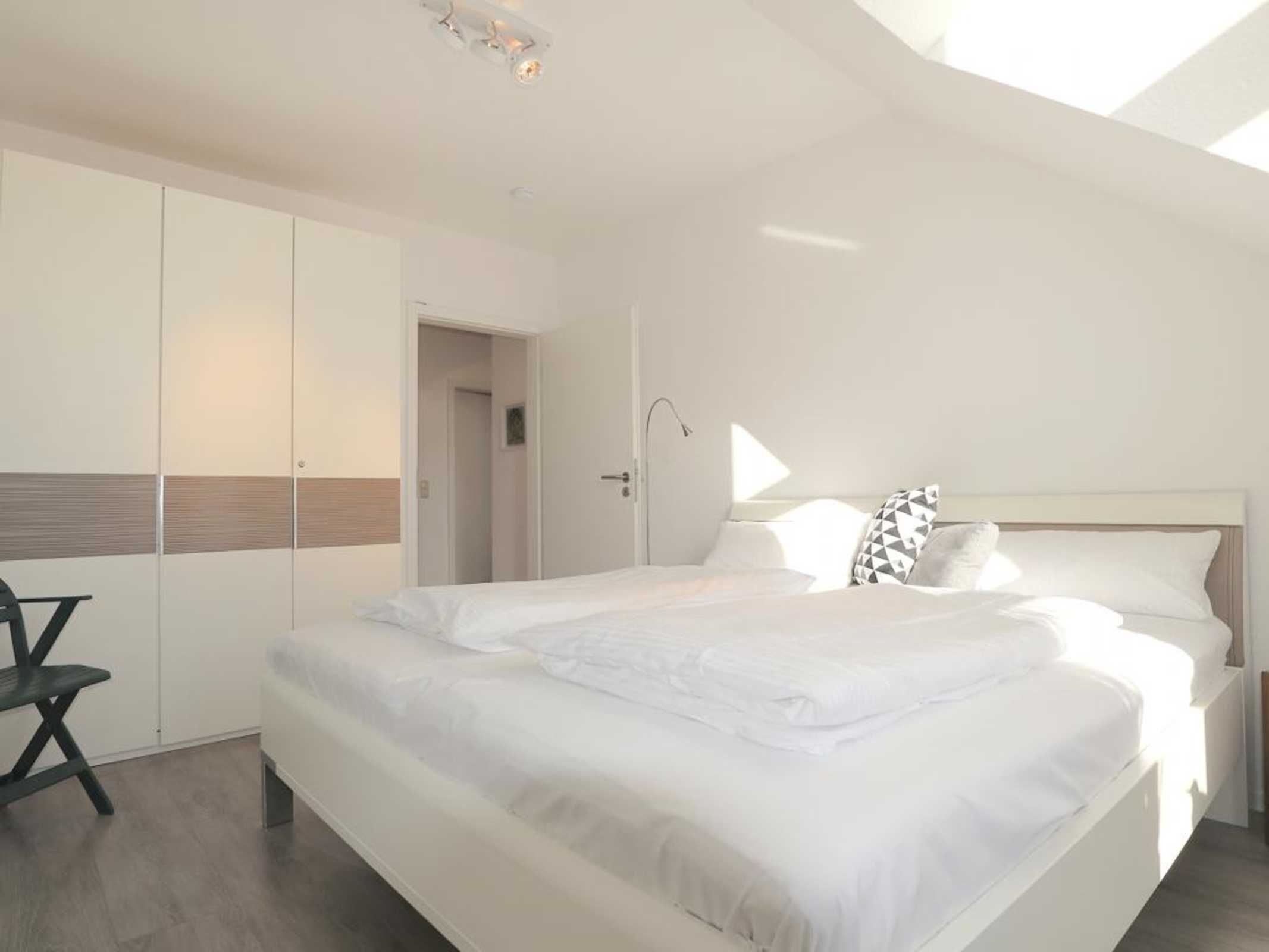 2 Schlafzimmer, Reisekinderbett, WLAN