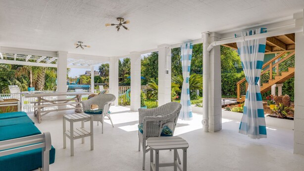 Terrace/patio - Stay @ Moondance on Isle of Palms! (Isle of Palms)
