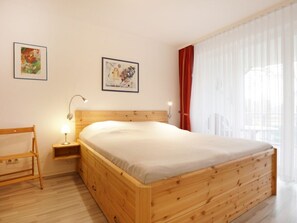1 Schlafzimmer, Reisekinderbett, WLAN