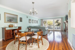 Flat-screen TV - Racquet Club Villas 21 - "Game Set Match" (Isle Of Palms)